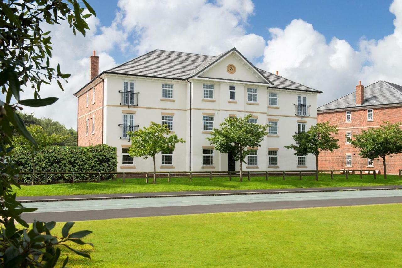 Home Crowd Luxury Apartments Doncaster Luaran gambar